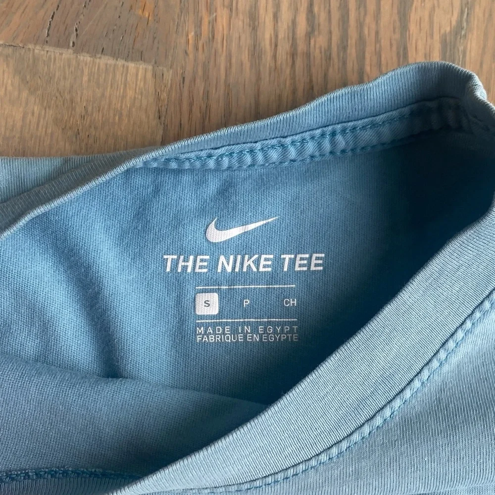 Nike men’s tennis outfit size S